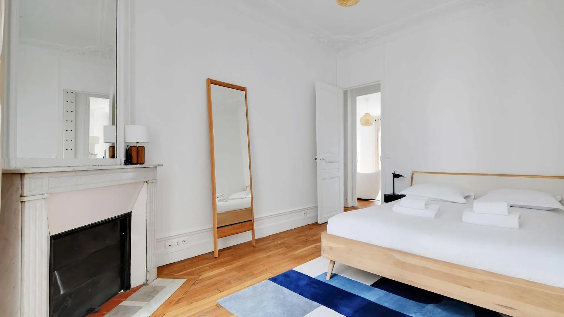 Elegant And Modern Apartment 3Bd 6P - Eiffel Tower Paris