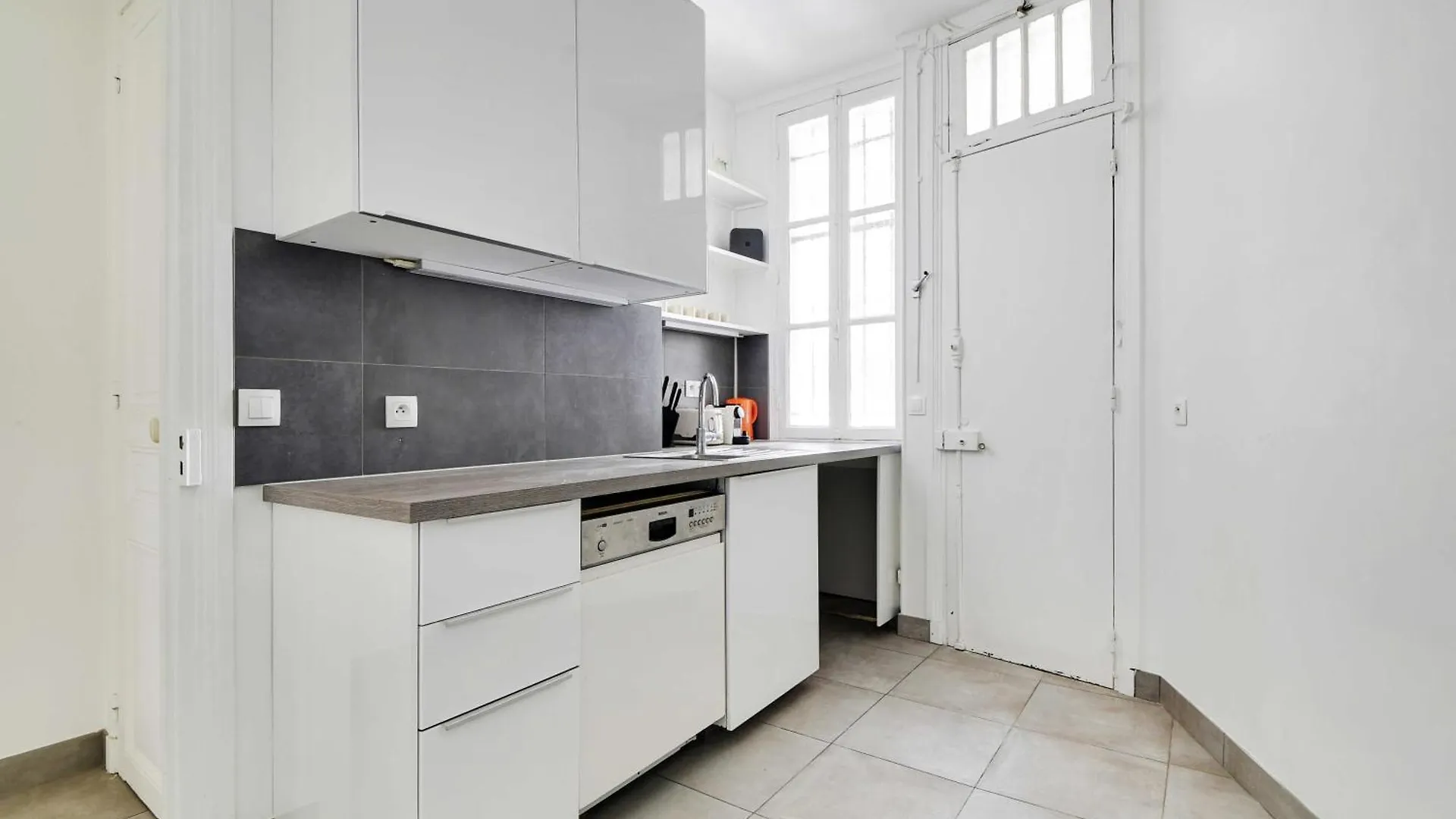 Elegant And Modern Apartment 3Bd 6P - Eiffel Tower Paris France